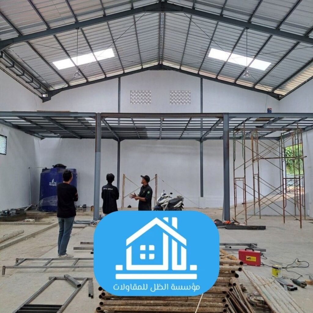 تركيب ألواح ساندوتش بانل لمستودع في الرياض