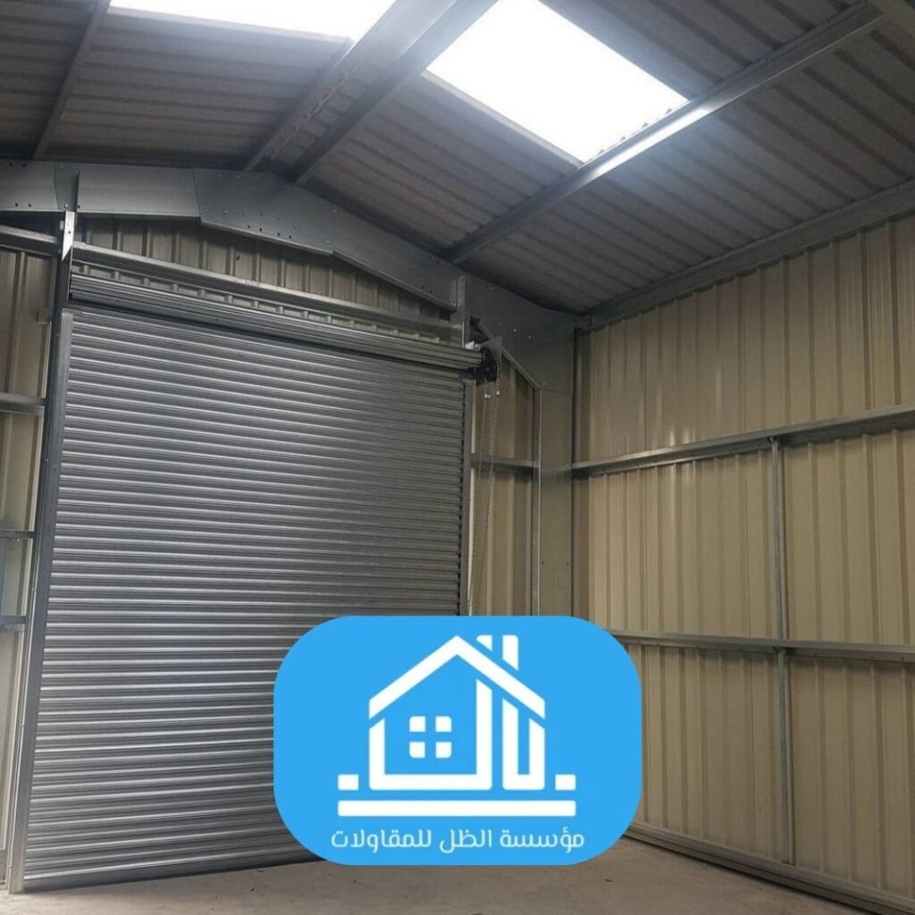 عزل حراري للمستودعات بألواح السندوتش بانل