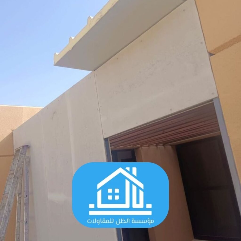 تنفيذ هنجر صناعي باستخدام أنظمة البناء السريعة (سندوتش بانل)