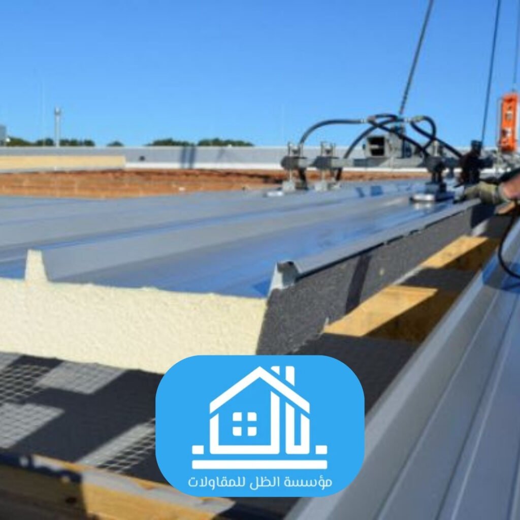 فني تركيب سندوتش بنل بولي يوريثان في الرياض معالجة الشقوق