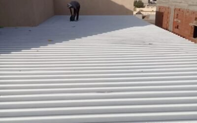هل السندوتش بانل يعزل الحرارة فعلاً
